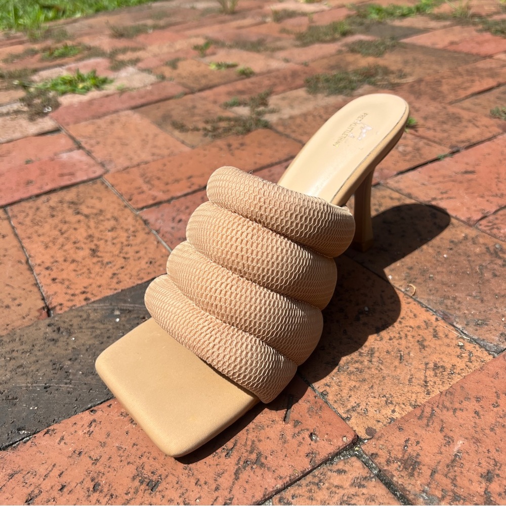 PrettyLittleThing Square-Toe Sandals - Picture 12 of 13